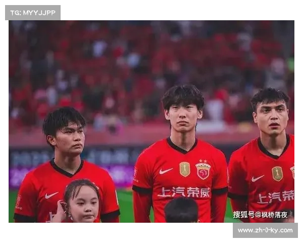 李新翔崭露头角海港最大受害者曝光昔日与武磊齐名的核心现状堪忧 李新翔崭露头角海港最大受害者曝光昔日与武磊齐名的核心现状堪忧